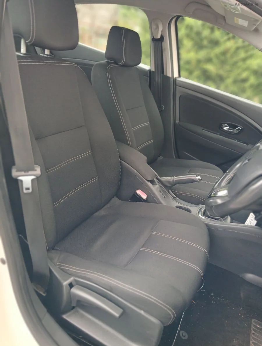 2014 Renault Fluence – photo 13