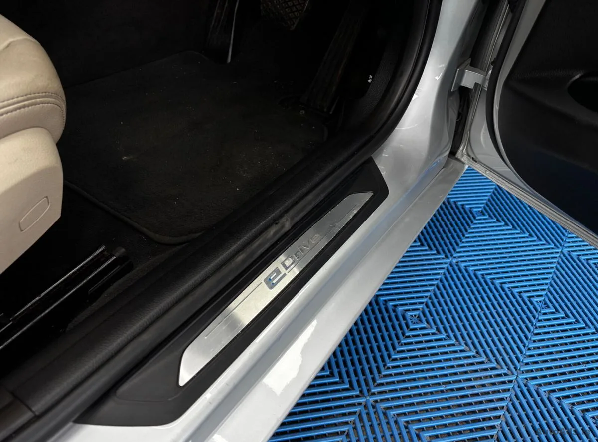 2019 BMW 3-Series – photo 18