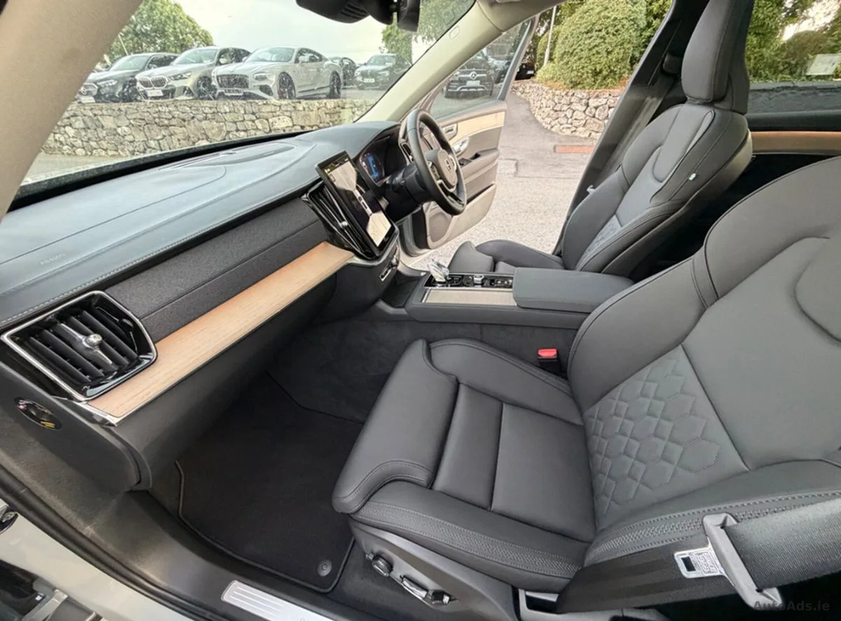 2026 Volvo XC90 – photo 12
