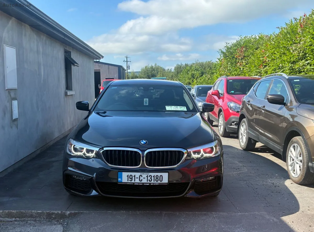 2019 BMW 5-Series – photo 2