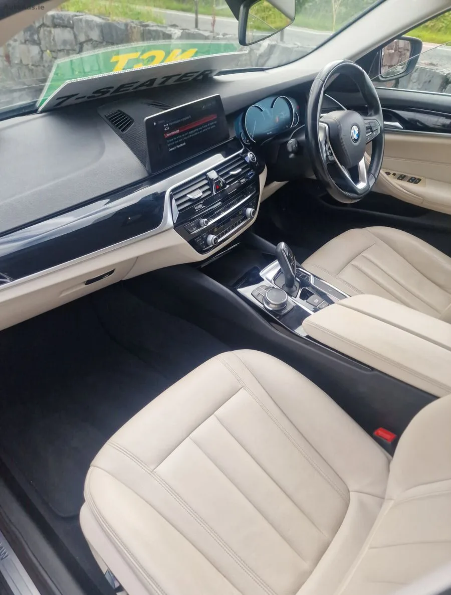 2017 BMW 5-Series – photo 12