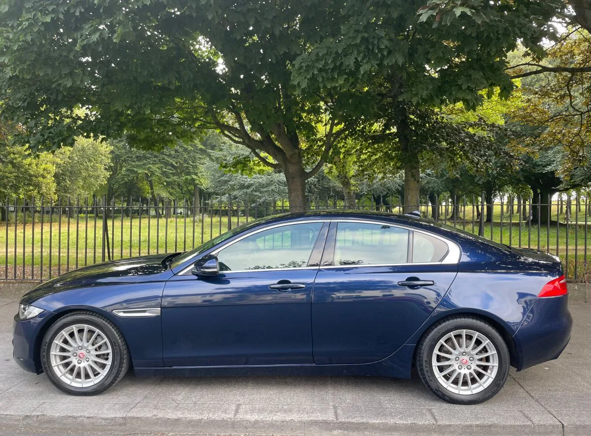 2015 Jaguar XE – photo 10