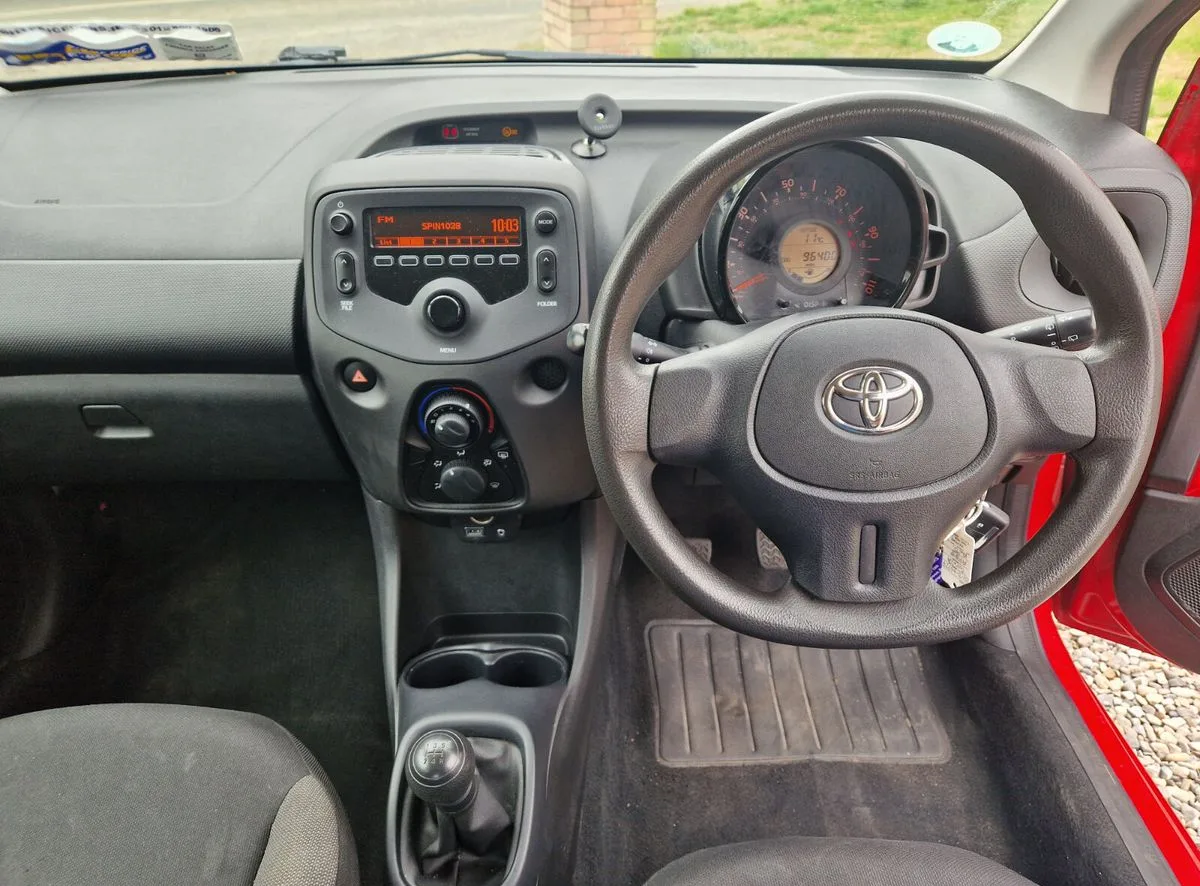 2015 Toyota Aygo – photo 13