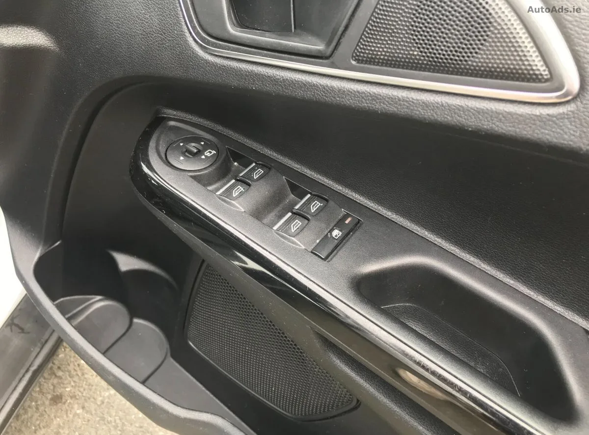 2014 Ford B-Max – photo 18