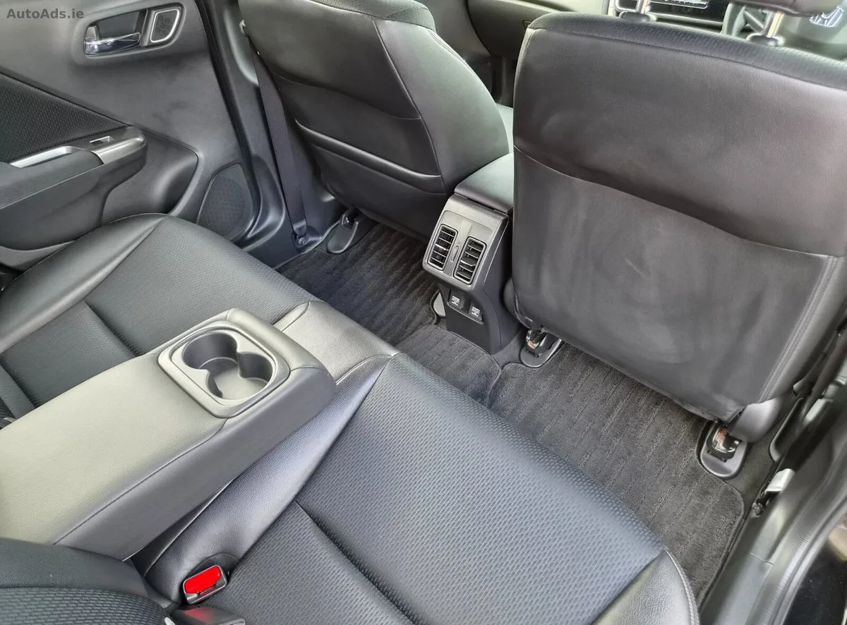 2018 Honda Grace – photo 18