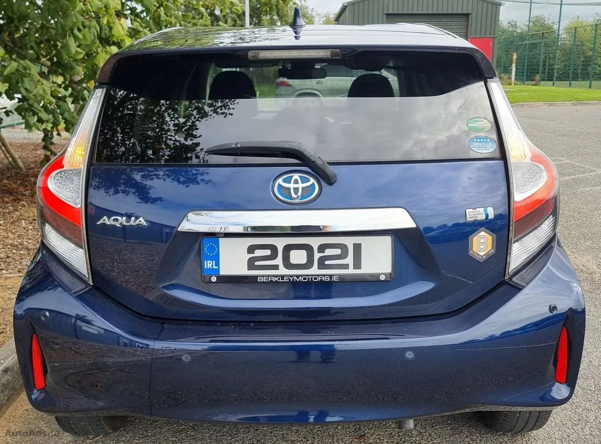 2021 Toyota Aqua – photo 12