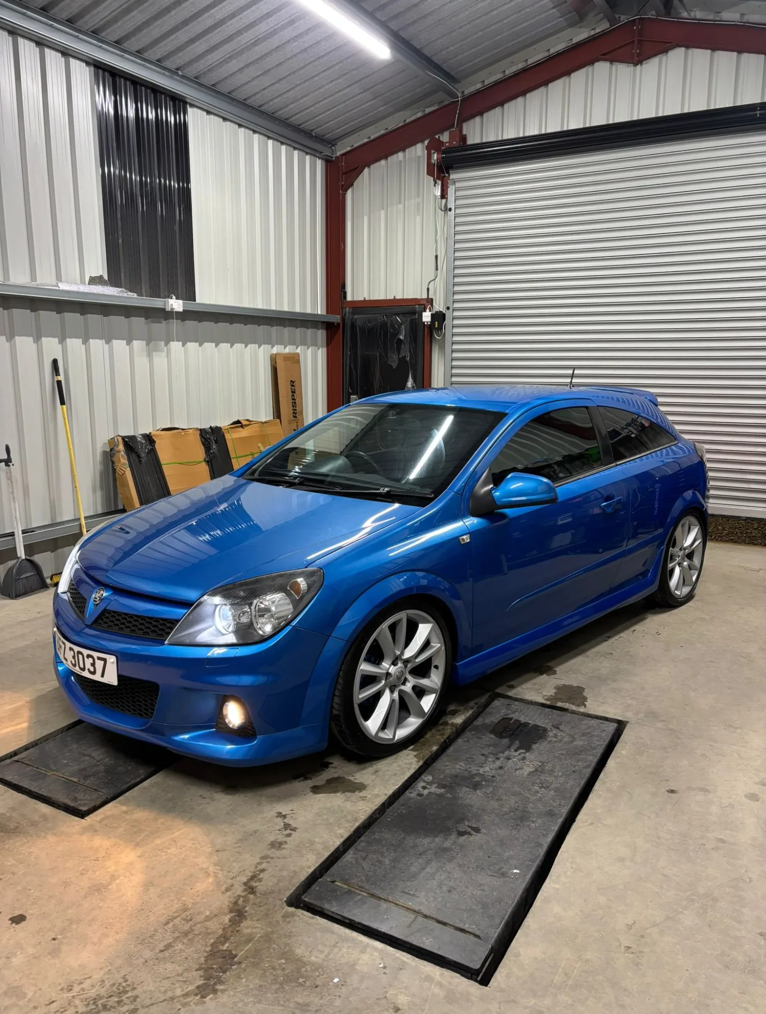 2010 Vauxhall Astra – photo 1