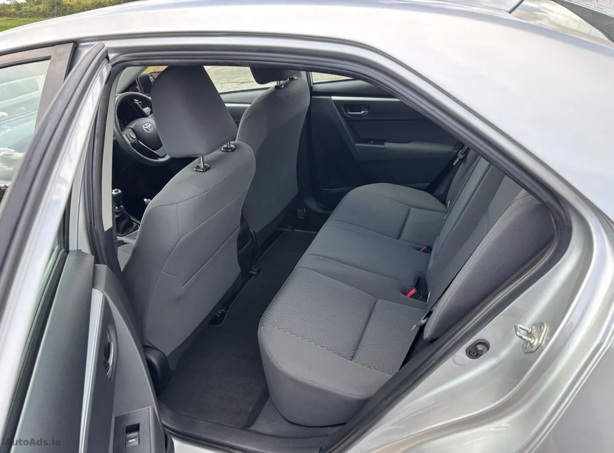 2017 Toyota Corolla – photo 10