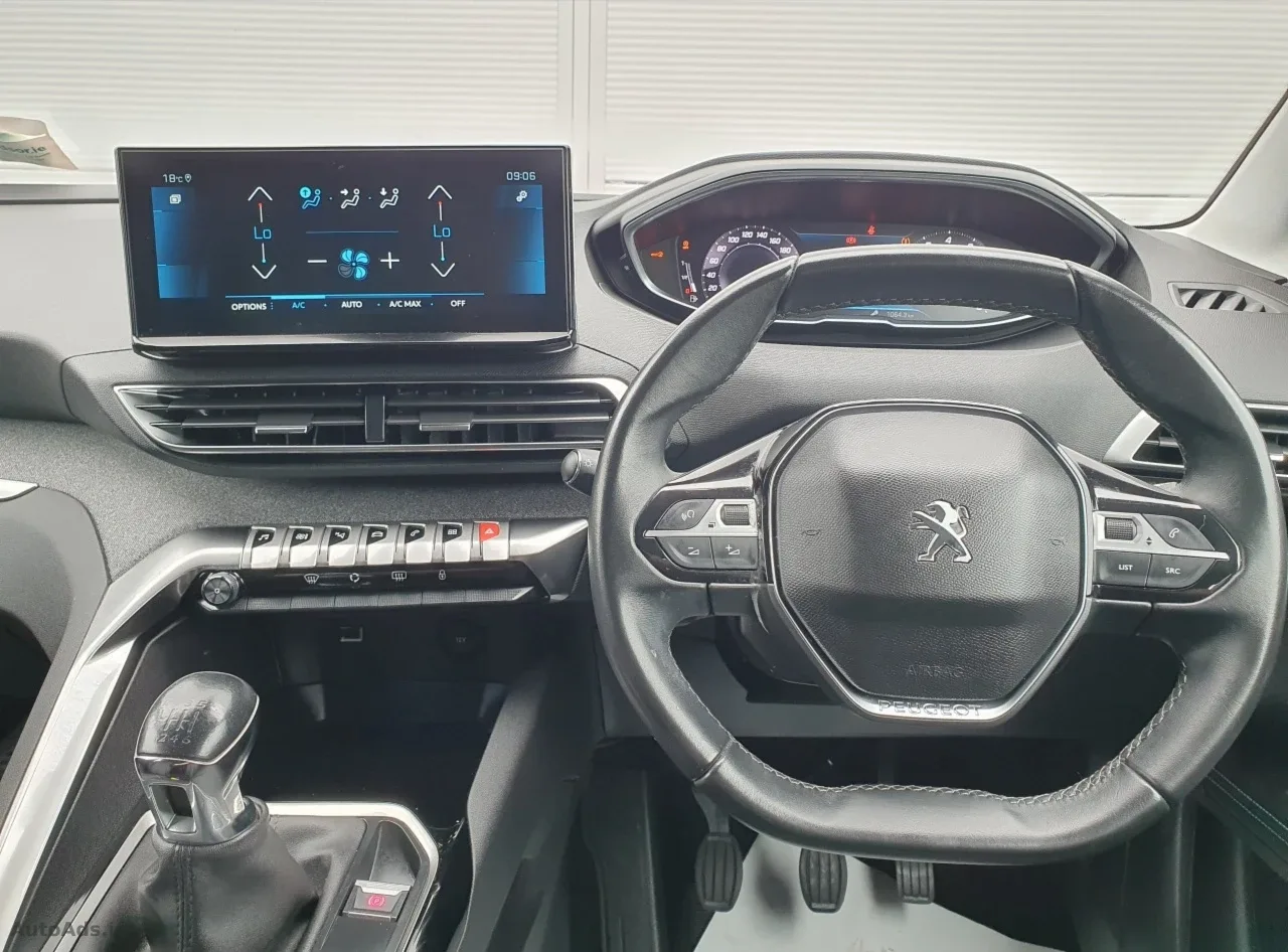 2022 Peugeot 5008 – photo 3