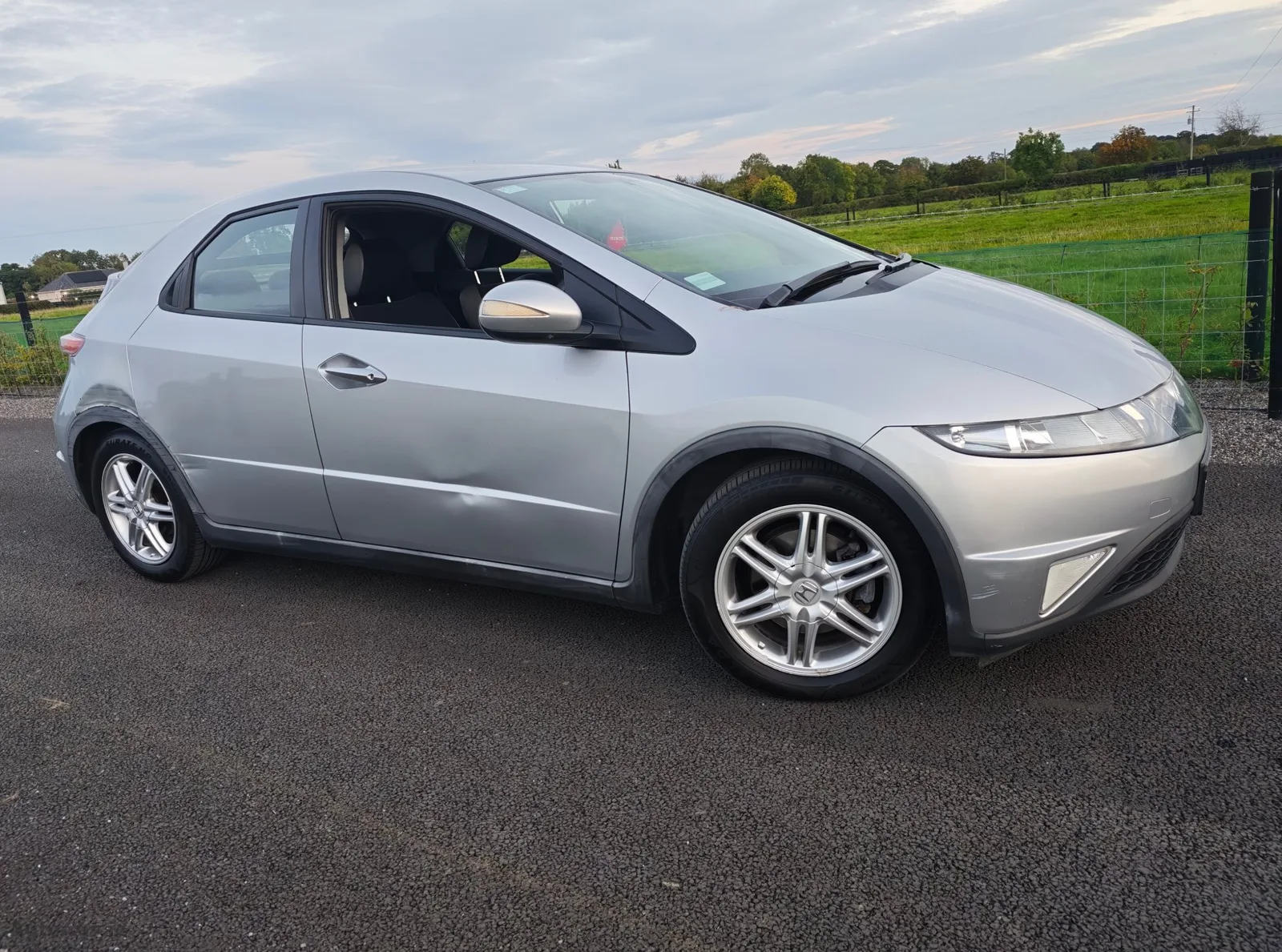 2009 Honda Civic – photo 2