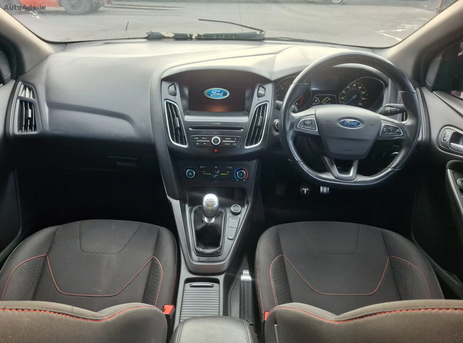 2017 Ford Focus – photo 13