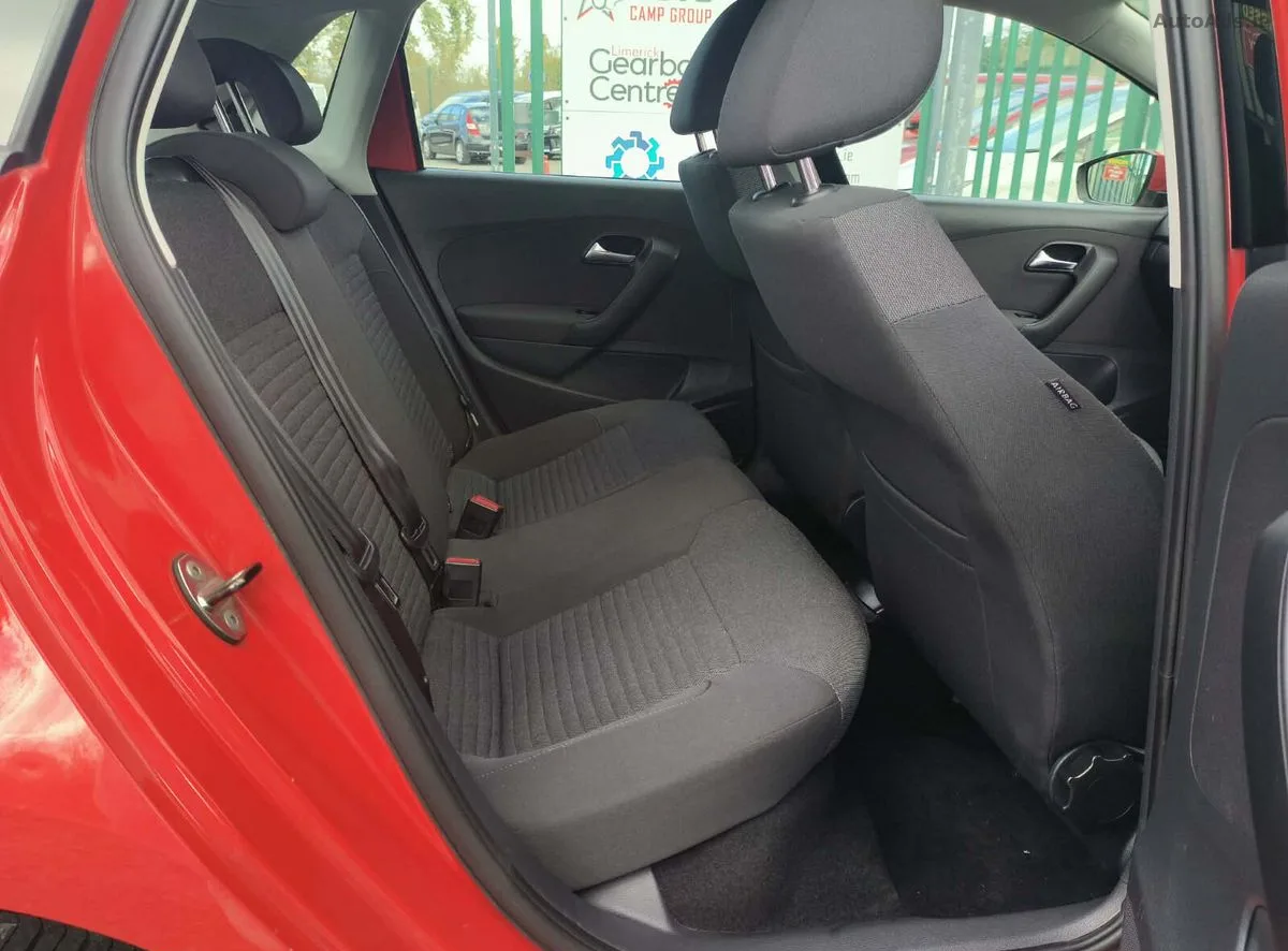 2011 Volkswagen Polo – photo 14