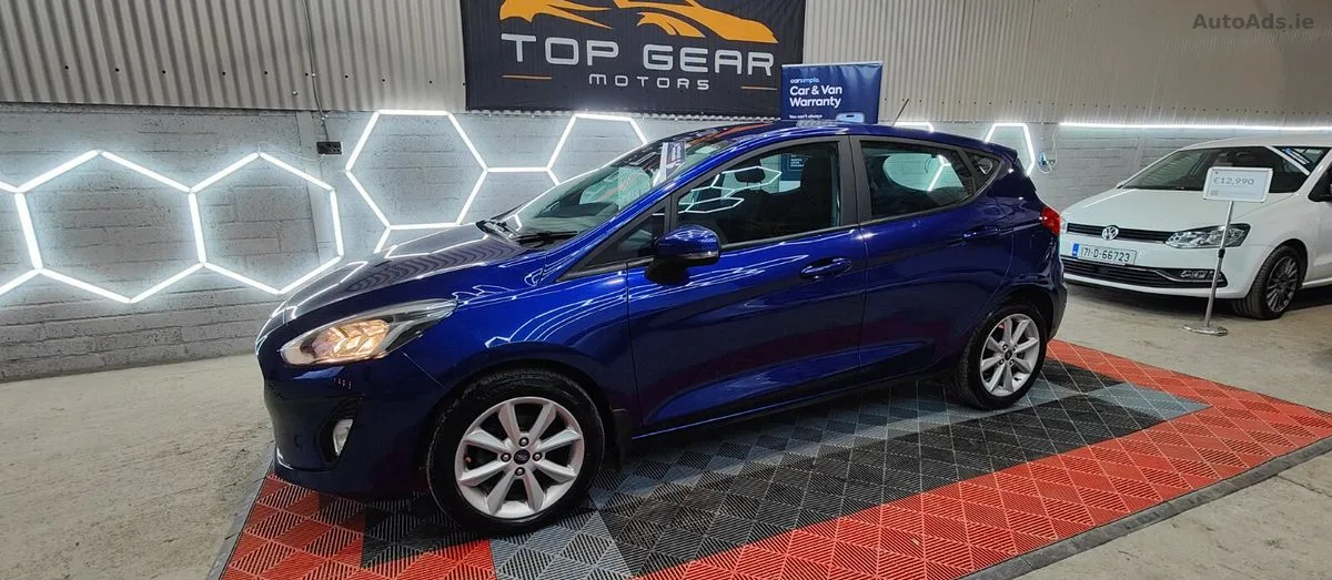 2018 Ford Fiesta – photo 2