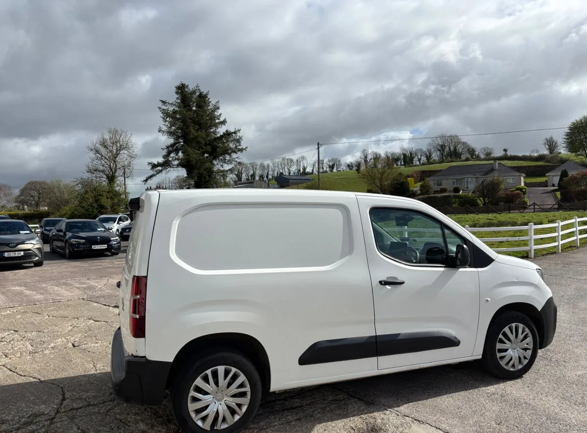 2021 Peugeot Partner – photo 7
