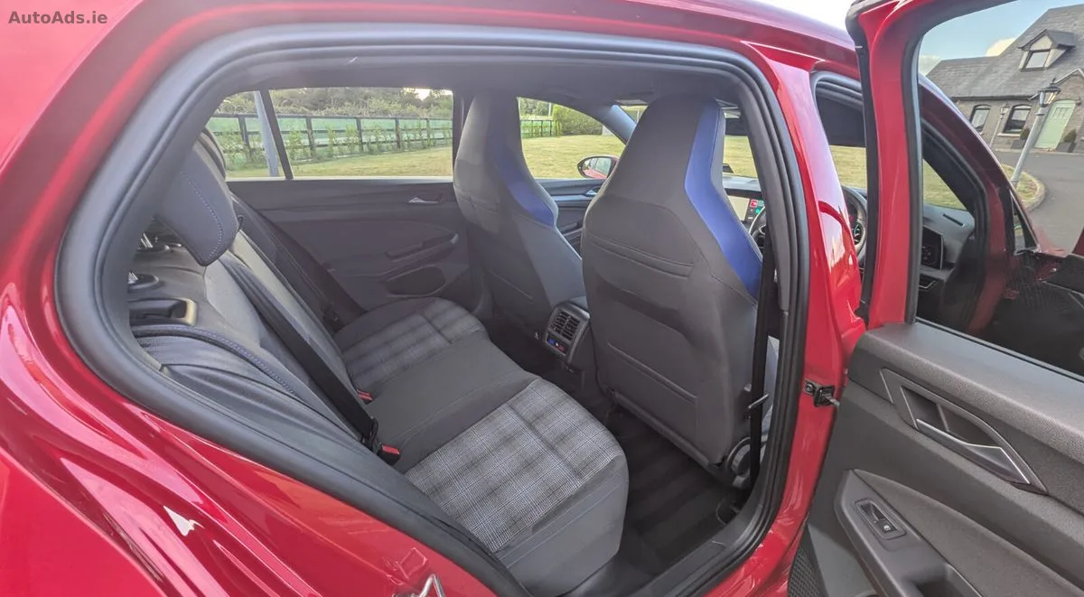 2021 Volkswagen Golf – photo 16