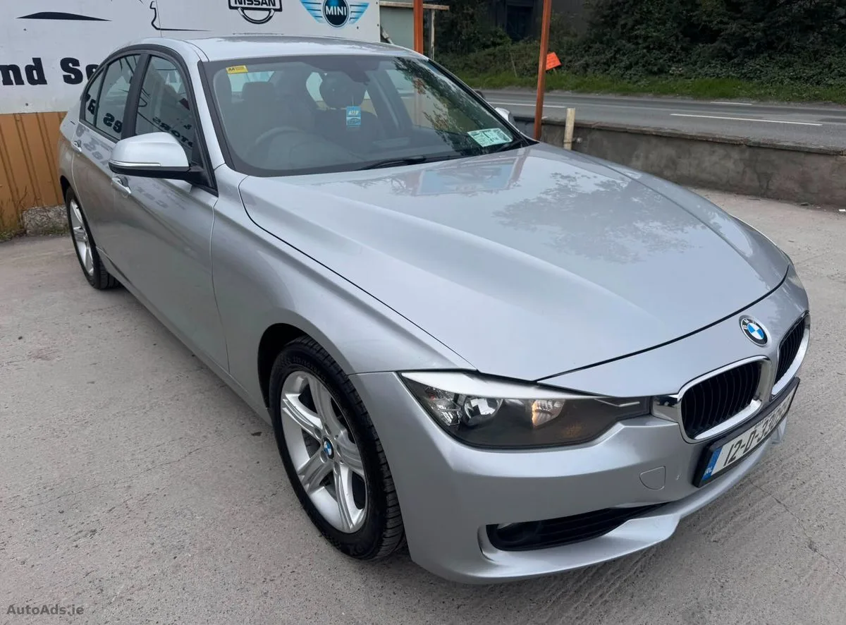 2012 BMW 3-Series – photo 6