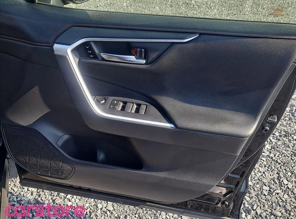 2023 Toyota RAV4 – photo 19