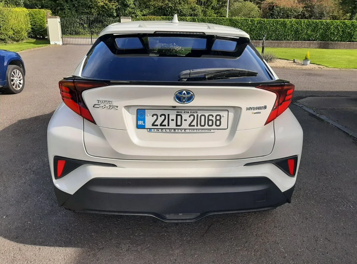 TOYOTA CH -R HYBRID AUTOMATIC 2022 – photo 10