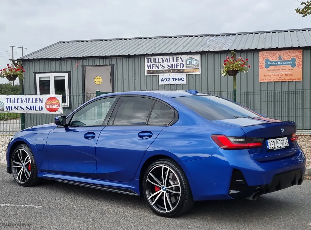 2023 BMW 3-Series – photo 13