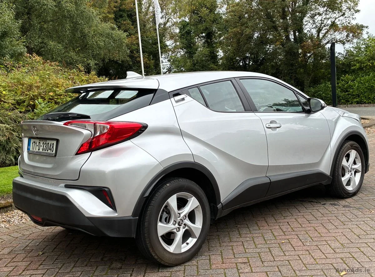2017 Toyota C-HR – photo 13