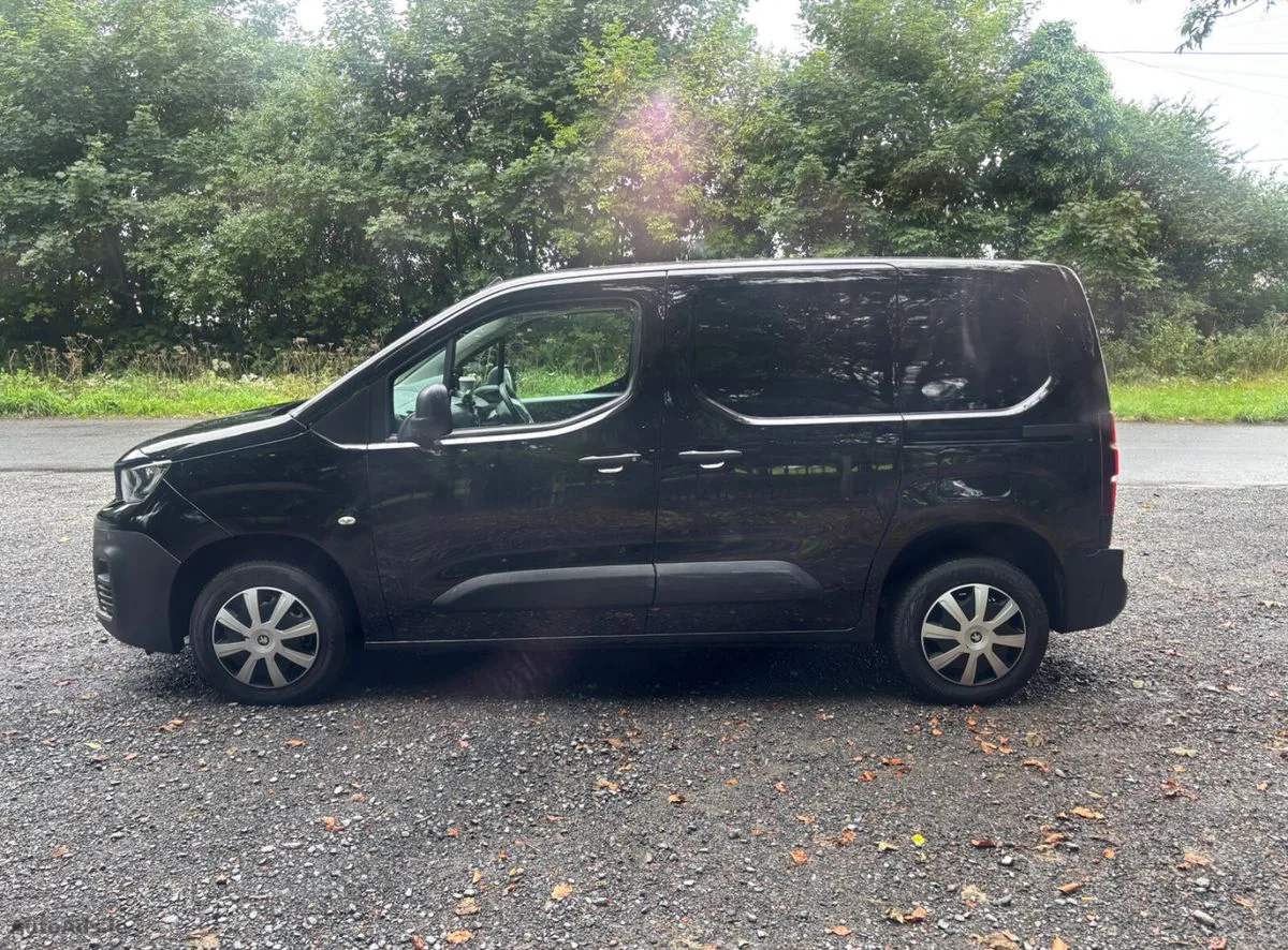 2021 Peugeot Partner – photo 6