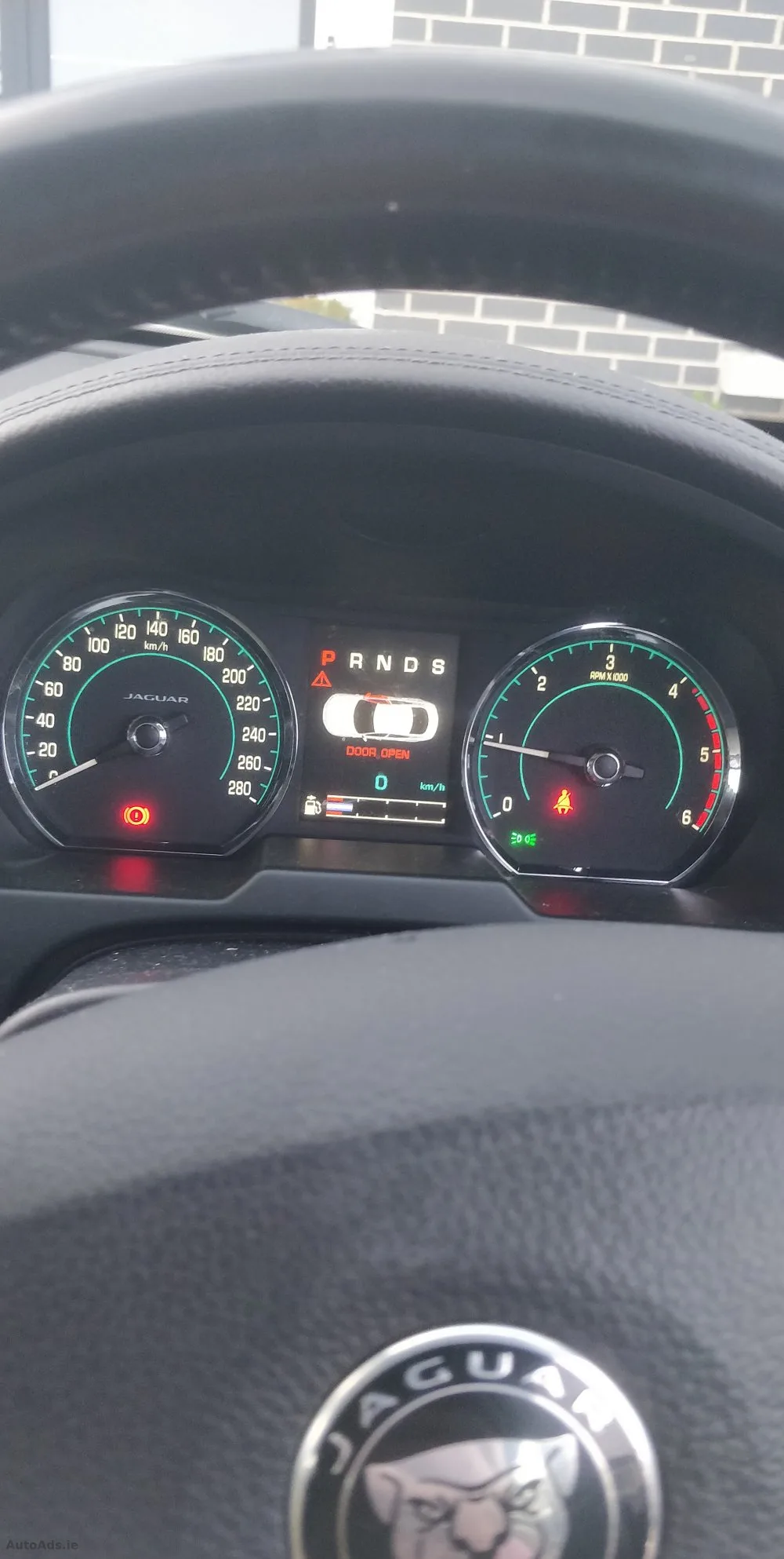 2014 Jaguar XF – photo 4