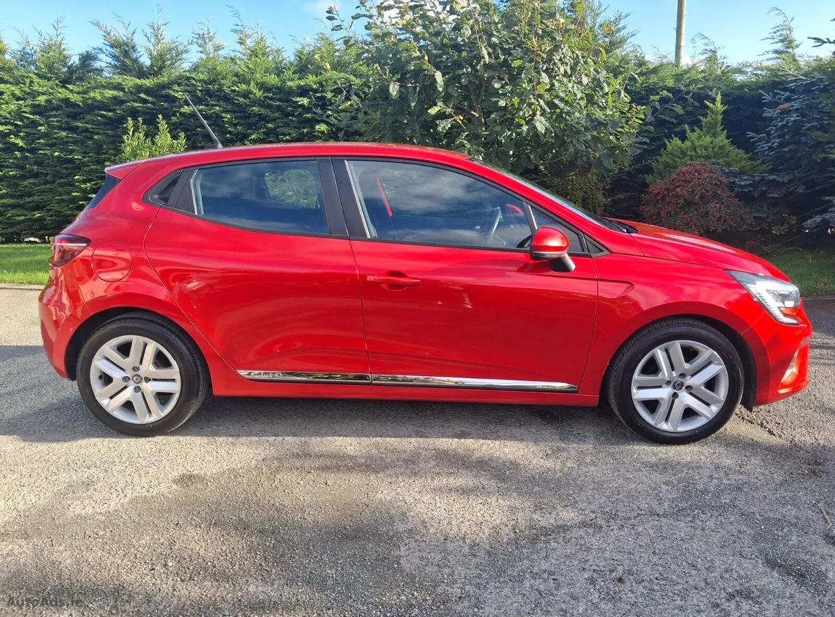 2020 Renault Clio – photo 3