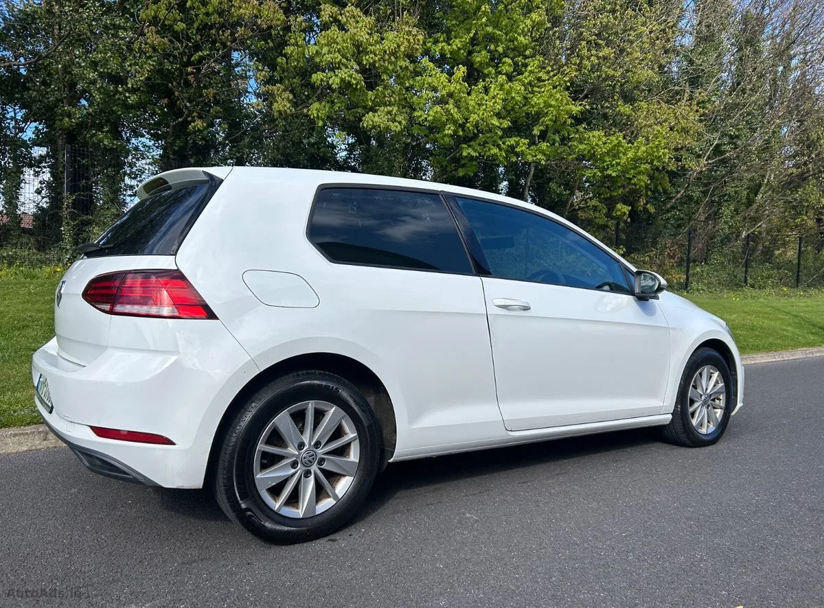 2018 Volkswagen Golf – photo 2