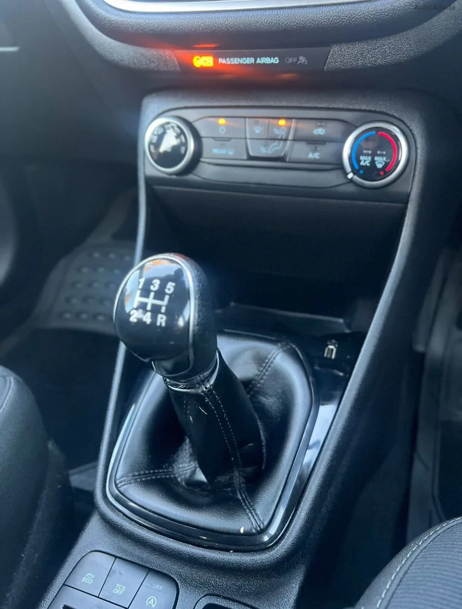 2019 Ford Fiesta – photo 18
