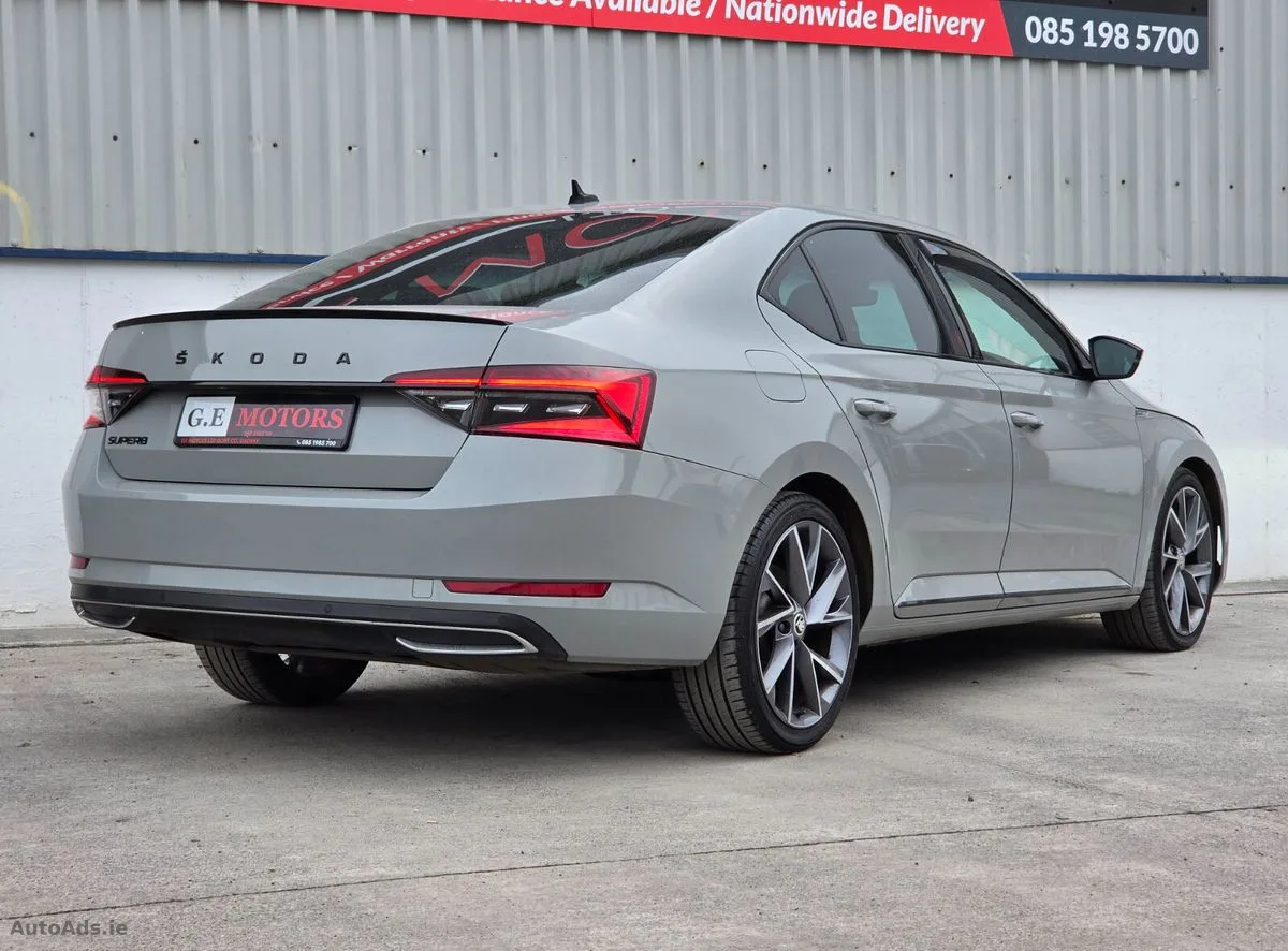 2022 Skoda Superb – photo 7