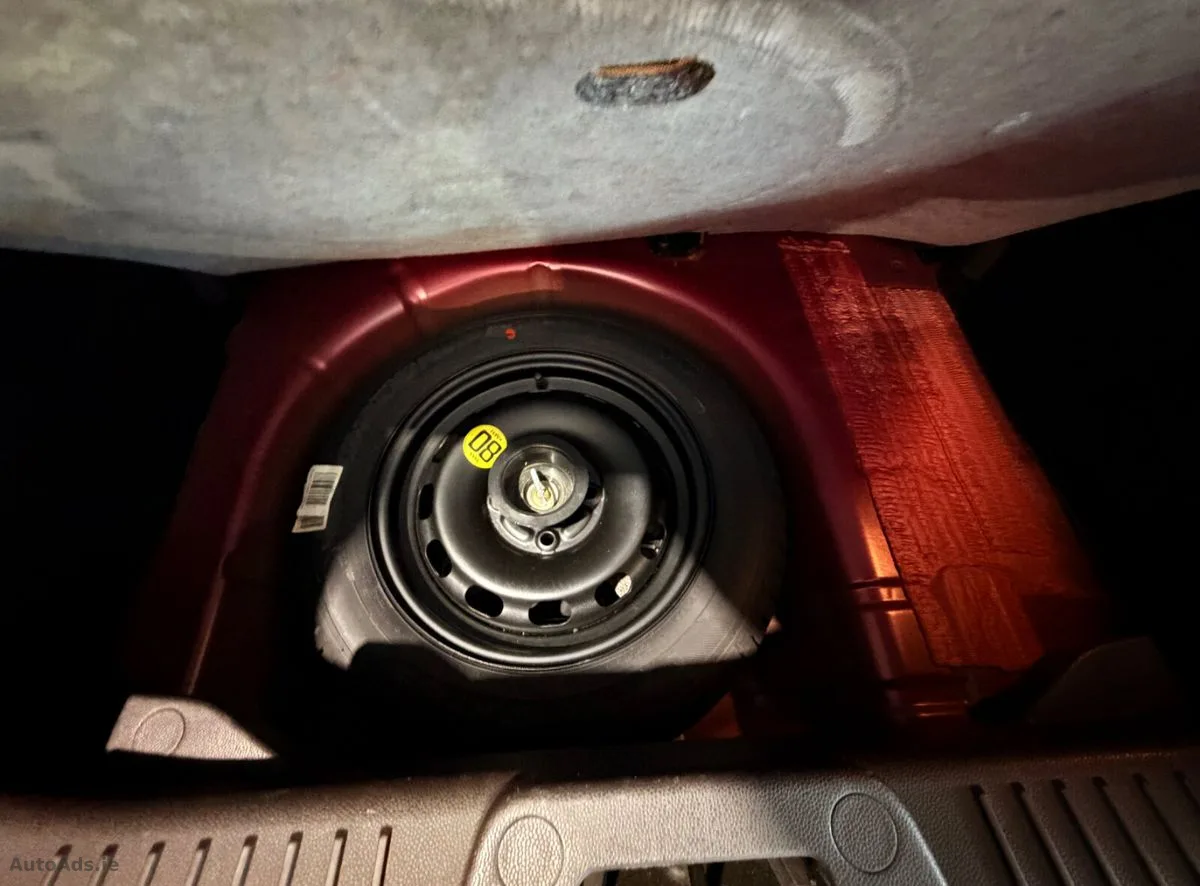 2014 Ford Fiesta – photo 19