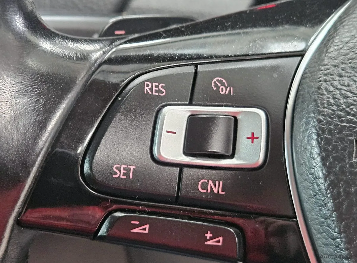 2016 Volkswagen Jetta – photo 9