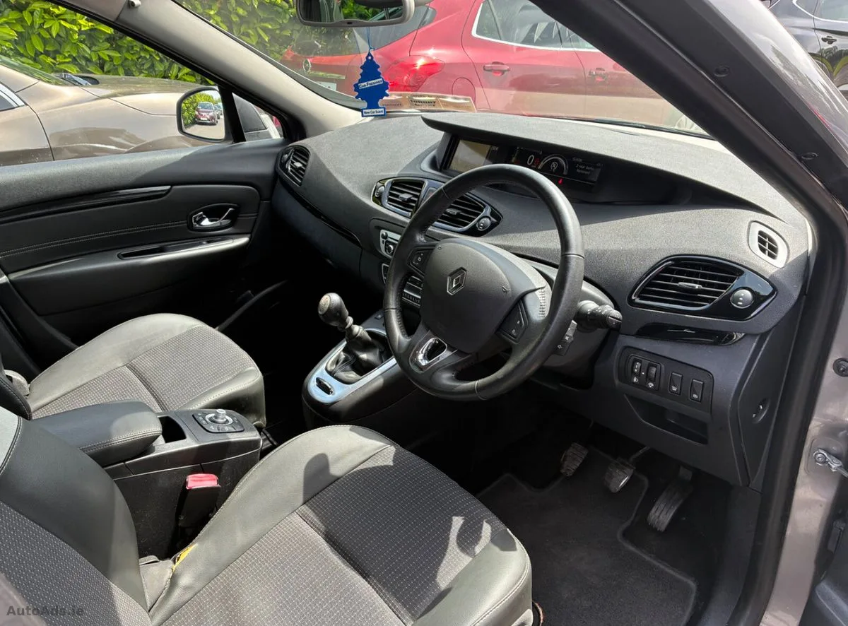 2015 Renault Grand Scenic – photo 14