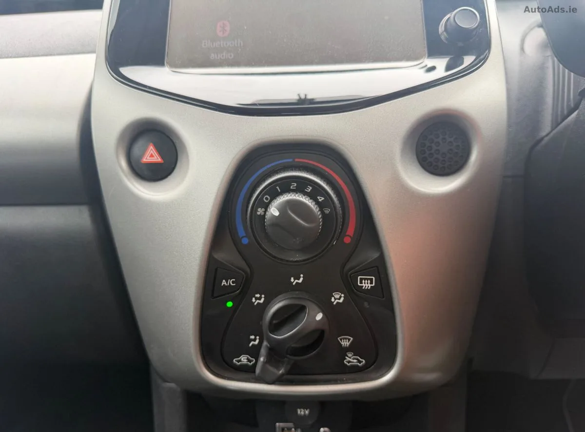 2015 Toyota Aygo – photo 12
