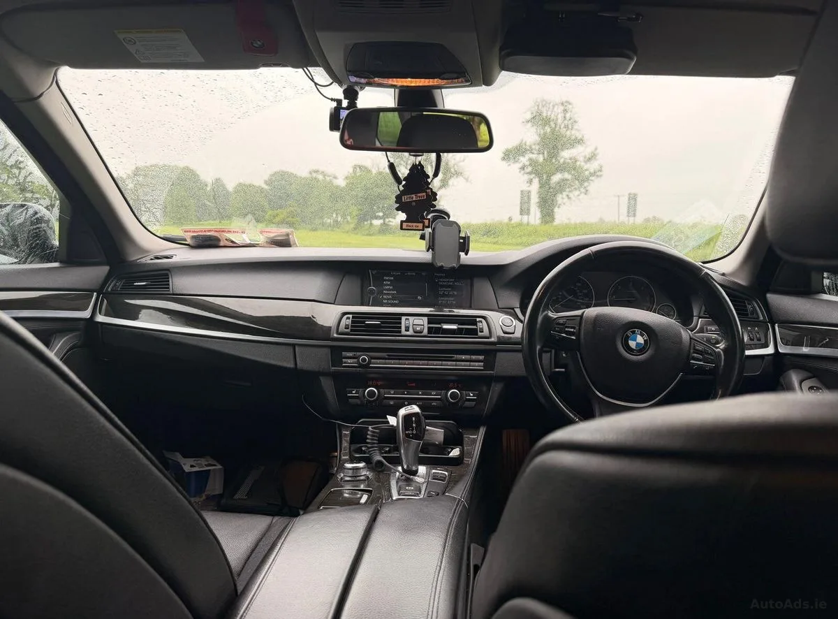 2012 BMW 5-Series – photo 8