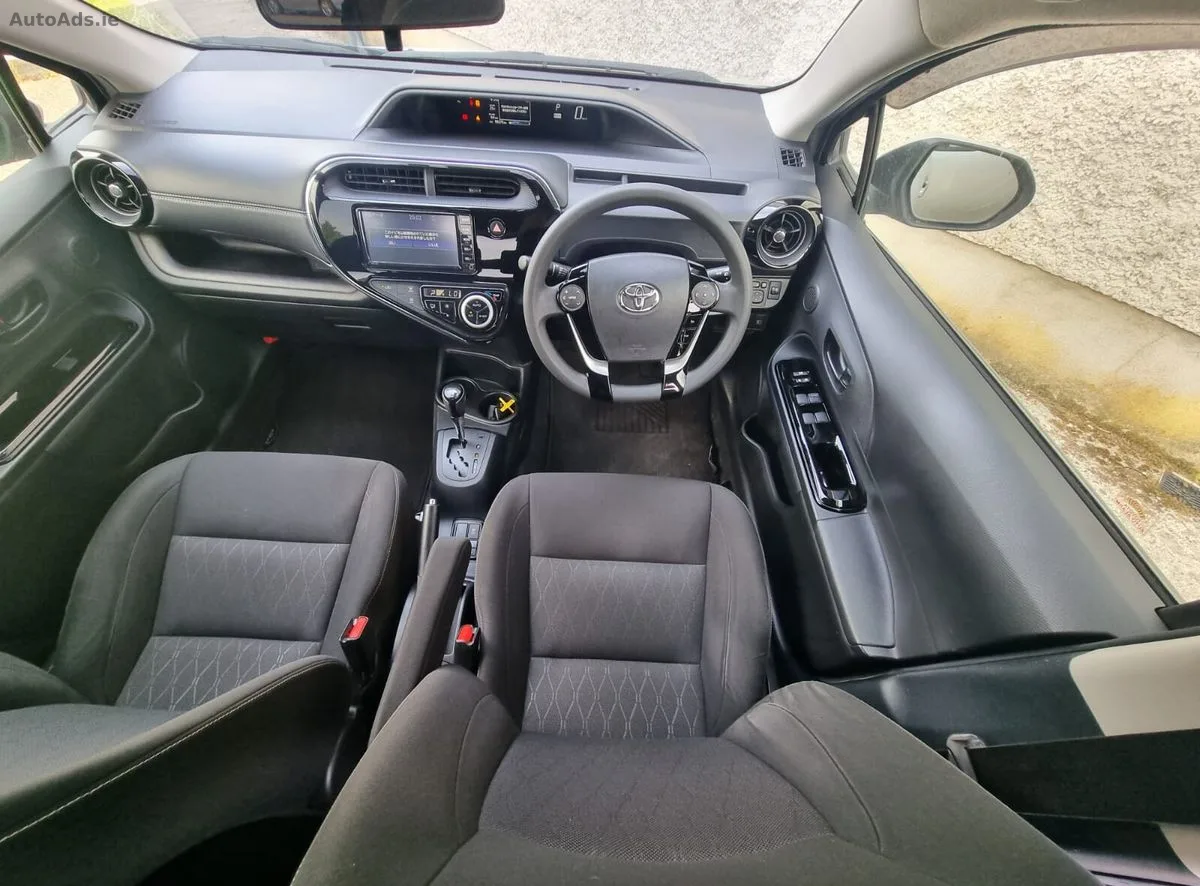 2020 Toyota Aqua – photo 14