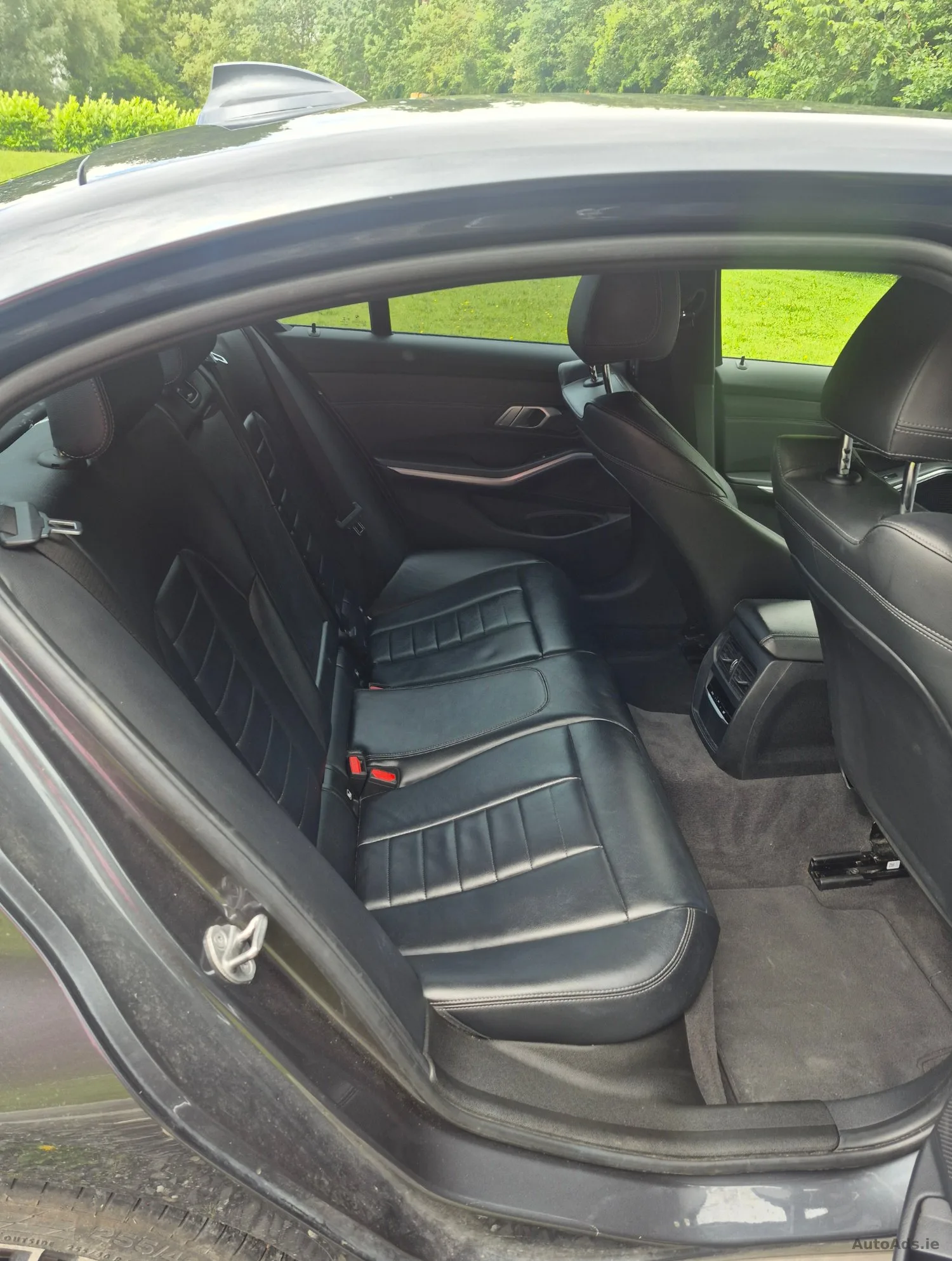 2021 BMW 3 Series – photo 4