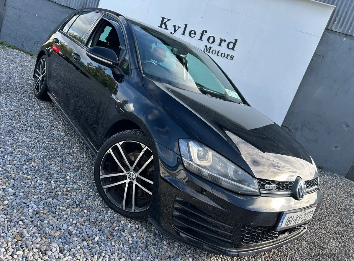 2016 Volkswagen Golf