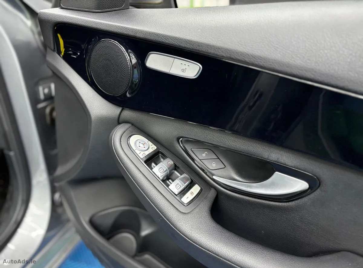 2015 Mercedes-Benz C-Class – photo 18