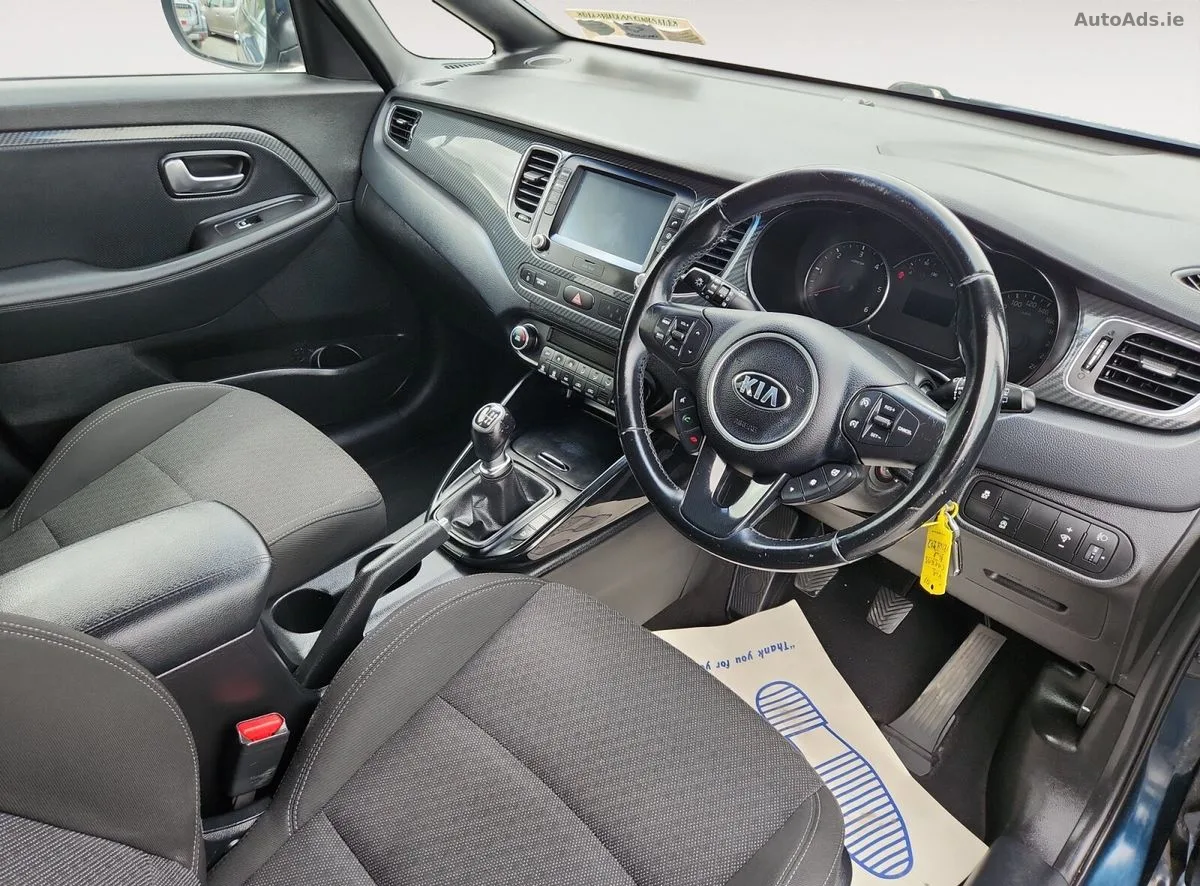 2017 Kia Carens – photo 9