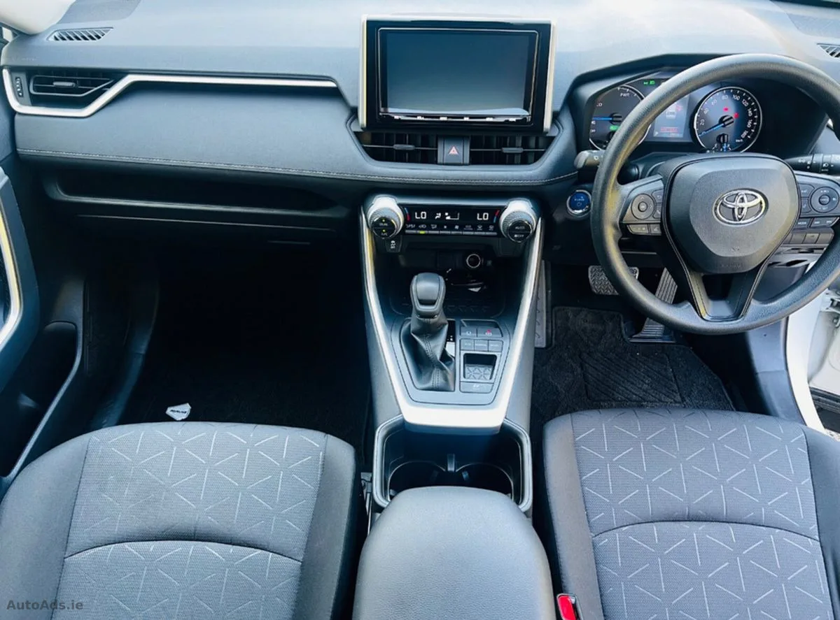 2022 Toyota RAV4 – photo 15