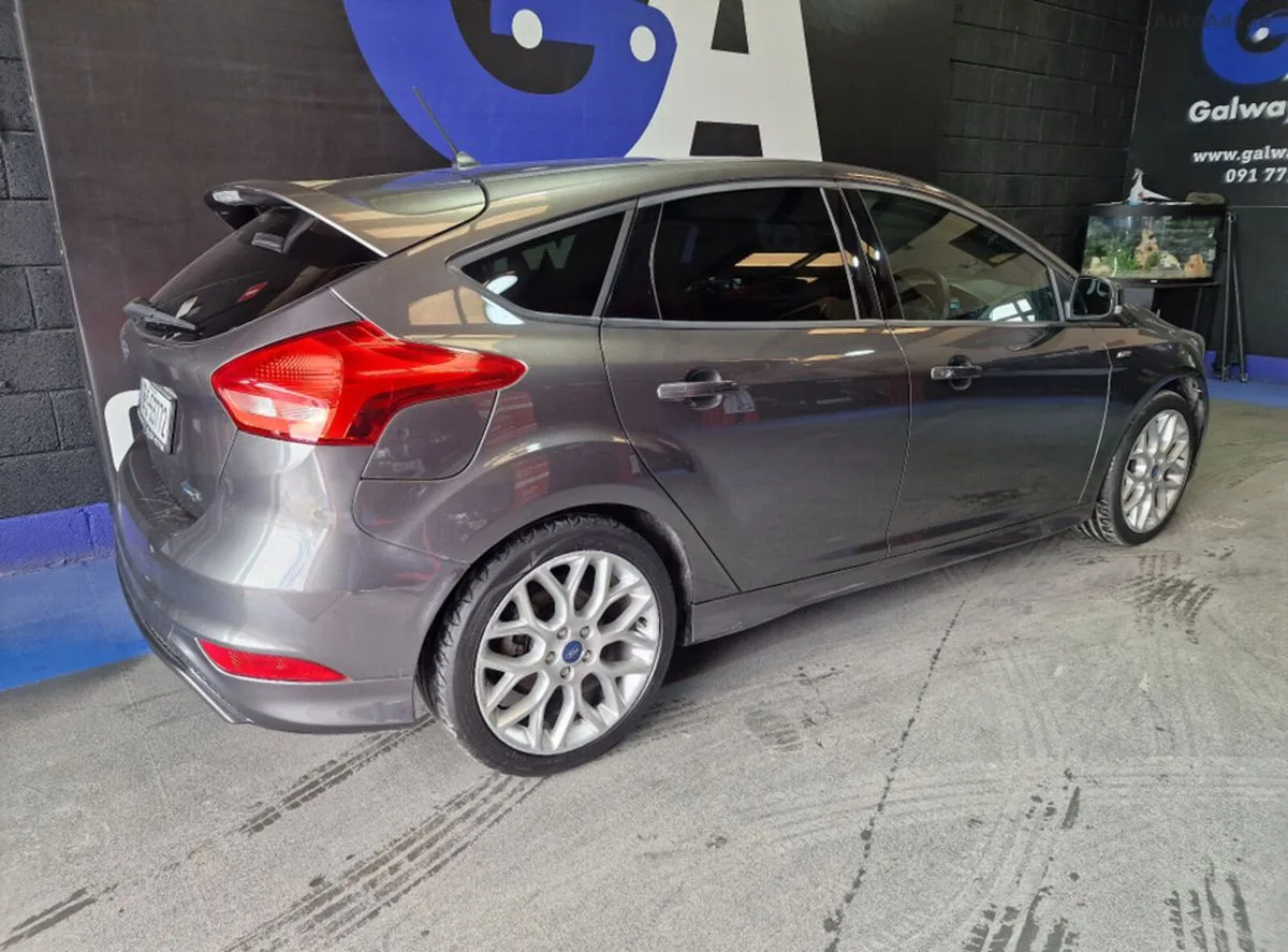 2018 Ford Focus – photo 10