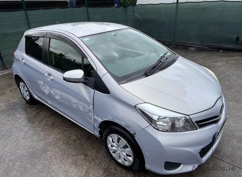 2012 Toyota Vitz