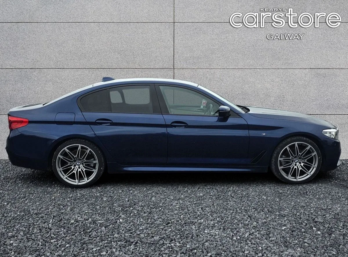 2019 BMW 5-Series – photo 2