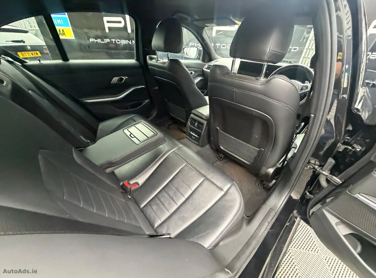 2023 BMW 3-Series – photo 12