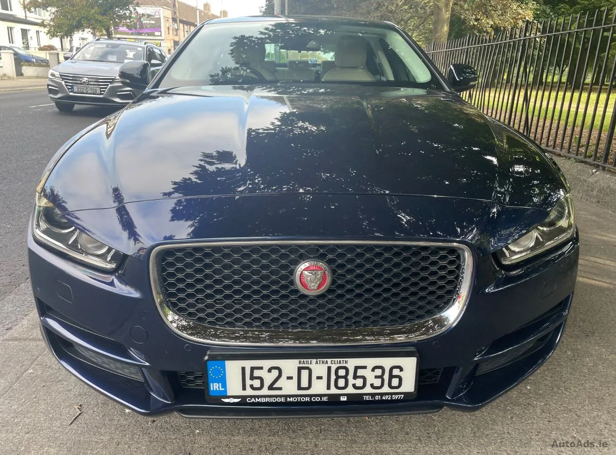 2015 Jaguar XE – photo 15