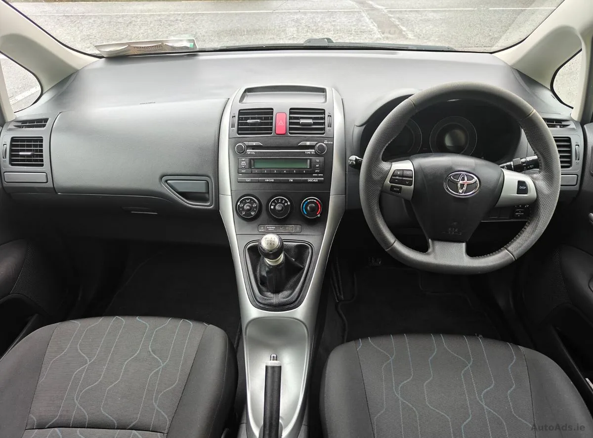 2011 Toyota Auris – photo 10