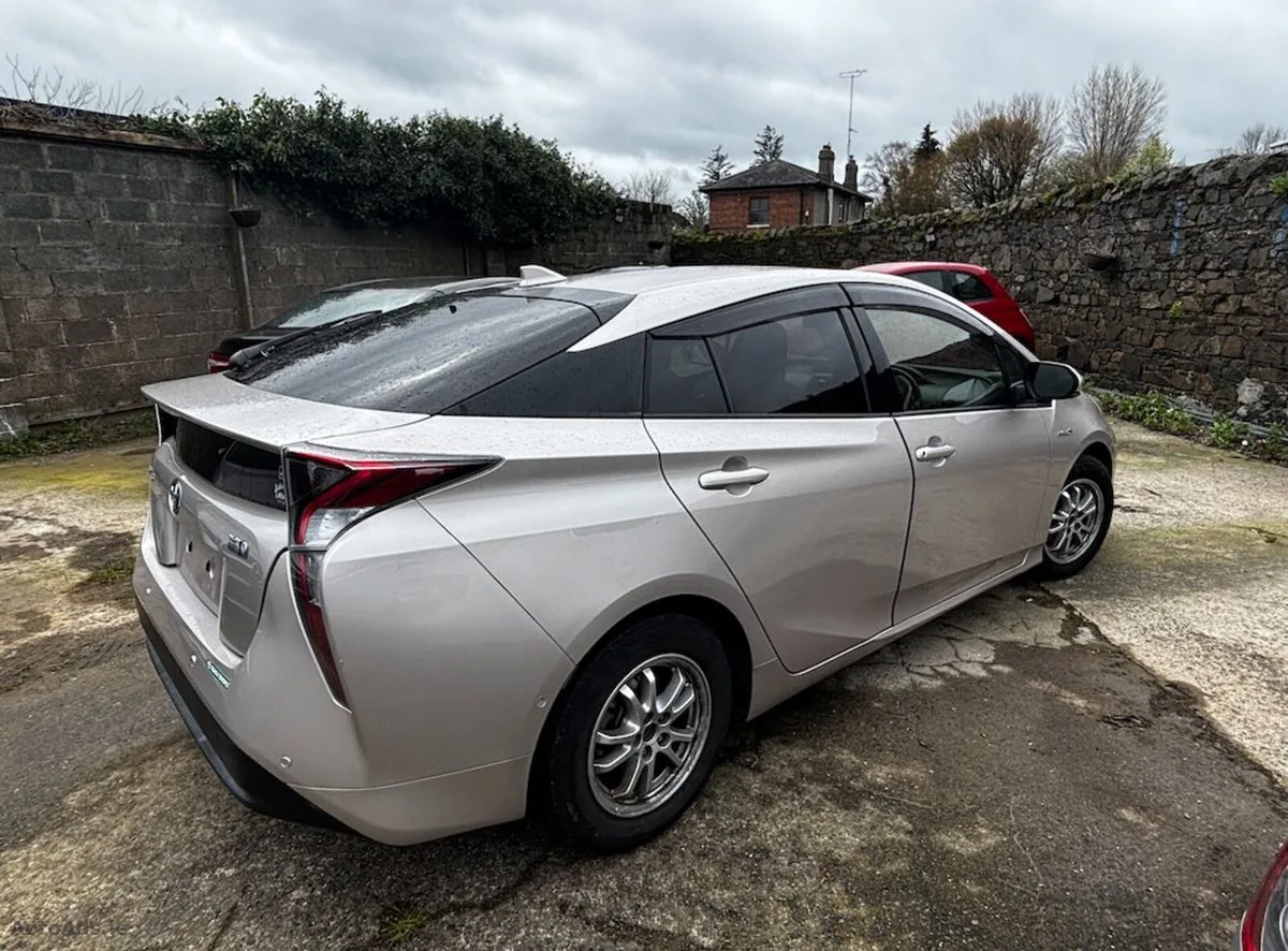 2017 Toyota Prius – photo 11