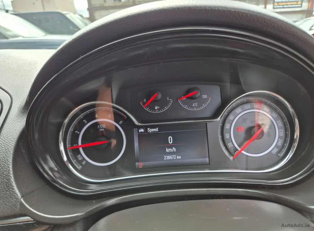 2014 Opel Insignia – photo 15