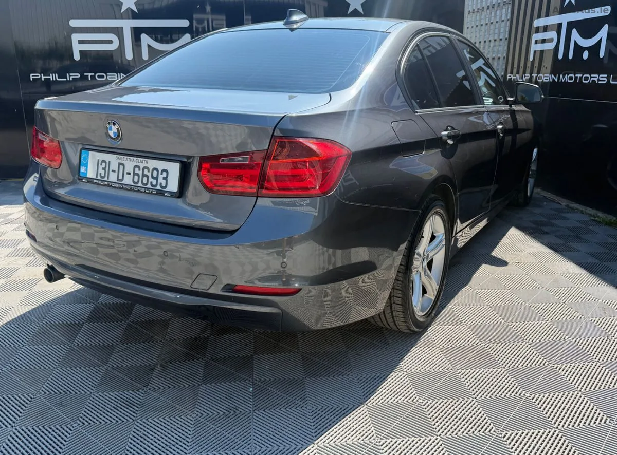 2013 BMW 3-Series – photo 10